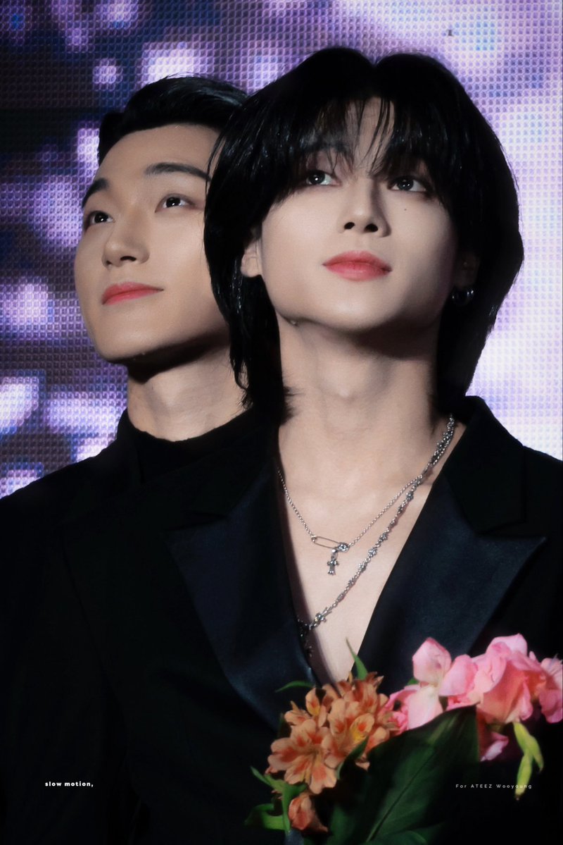 marksonheart_'s tweet photo. 🐈‍⬛🐈 https://t.co/DX1qYupIkU