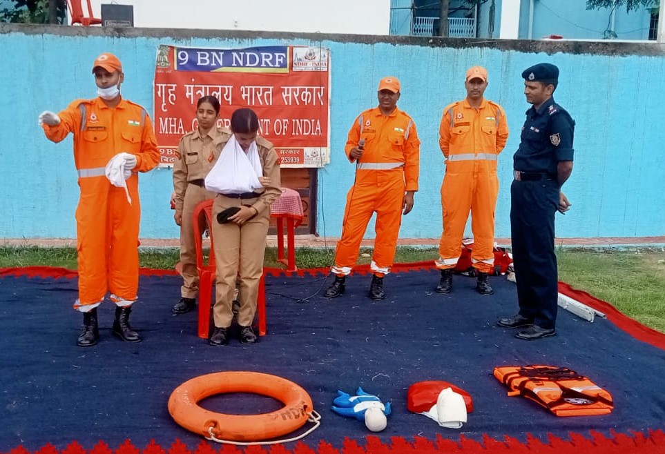 09NDRF's tweet photo. "आपदा सेवा सदैव सर्वत्र"
जागरूक समुदाय, सुरक्षित समाज।
Community Awareness Programme conducted at 19 Jharkhand Battalion NCC Ranchi (JH). The programme focused on creating awareness about disaster preparedness, safety measures, https://t.co/3eTd9M4JX8