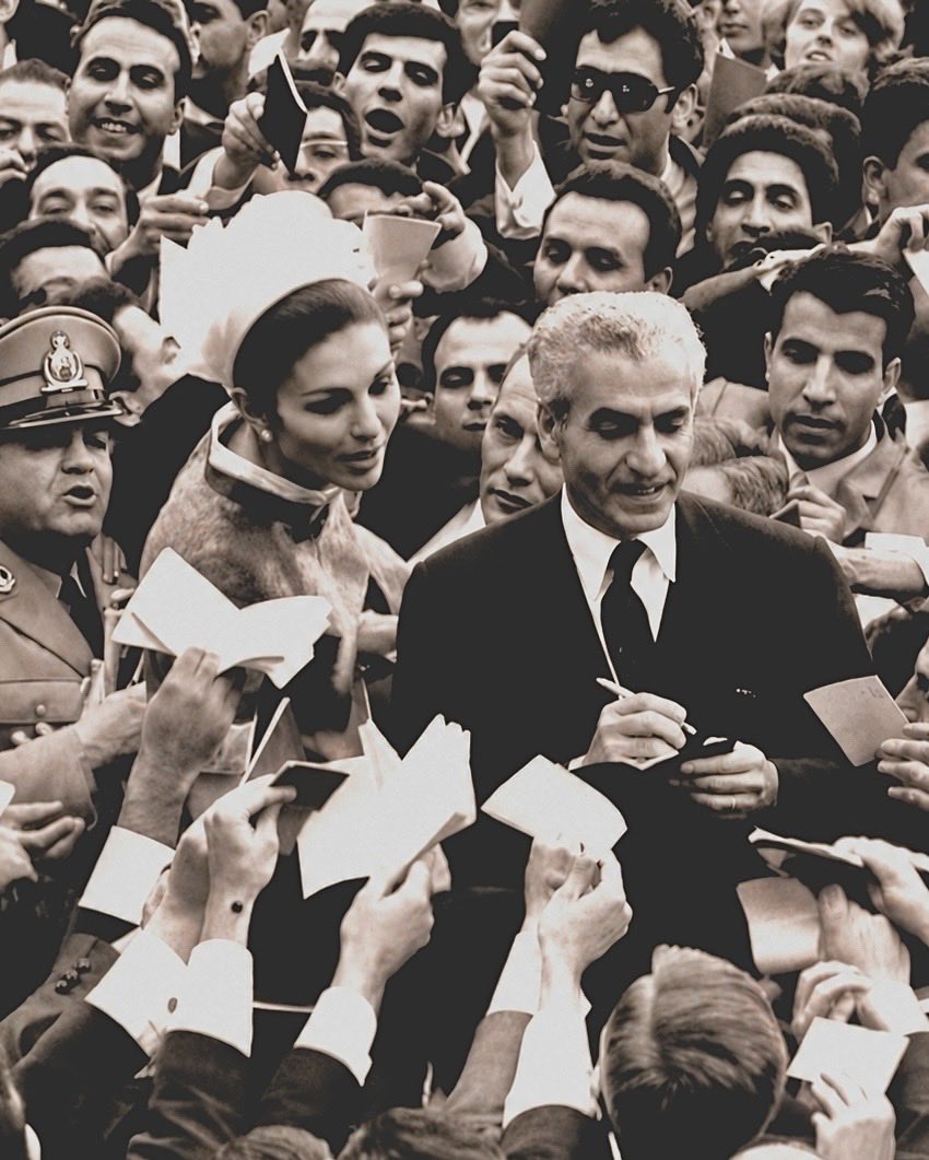 ThePersianHero's tweet photo. نه فاصله‌ای بود، نه دیواری…

فقط شاه بود و مردمش… https://t.co/KSquEfHsBZ