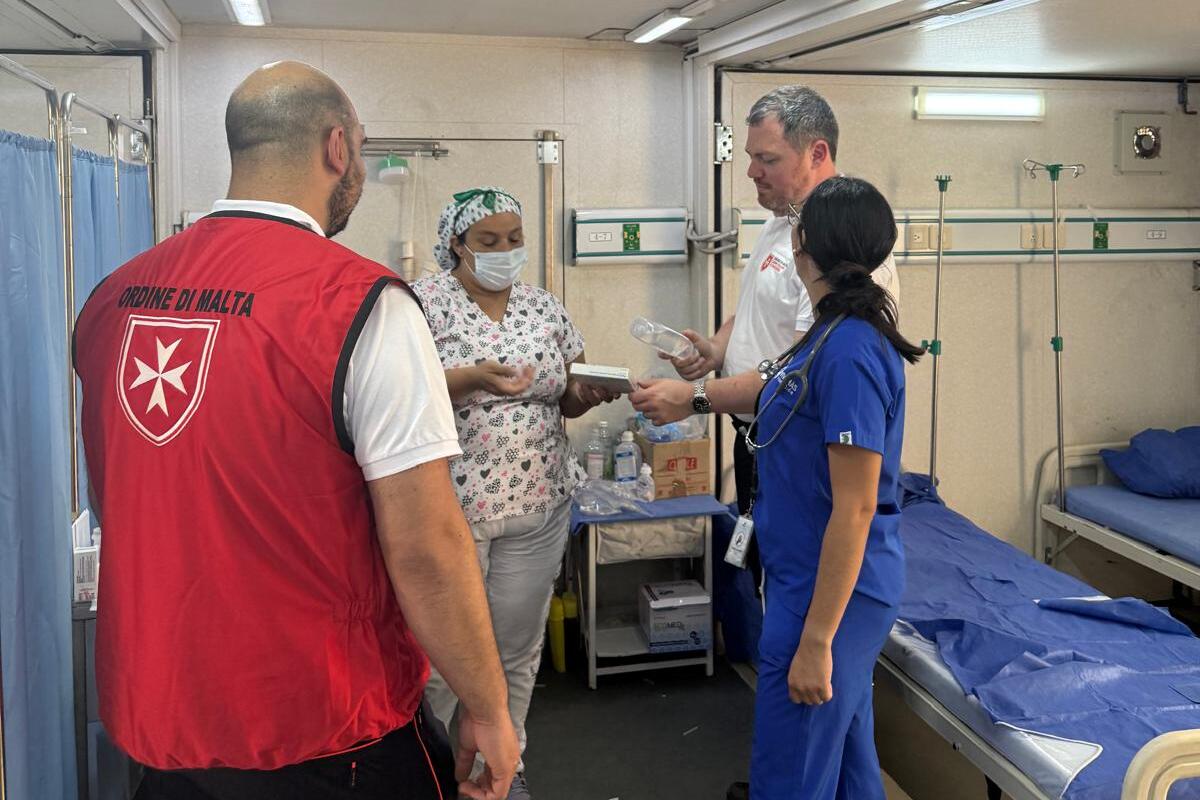 orderofmalta's tweet photo. Two weeks after the earthquakes that devastated #Venezuela, the Venezuelan Association of the #OrderofMalta has taken over the management of the medical post set up in Caraballeda to tackle the health emergency.
https://t.co/bSa1YeWCOS https://t.co/iP0laaGA9y