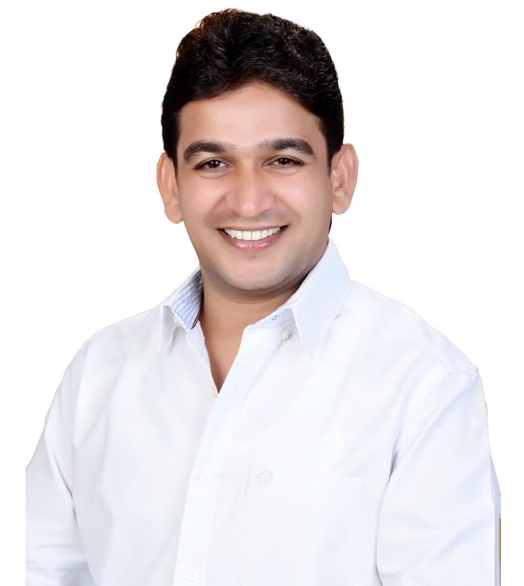 k_singhcharan's tweet photo. भारतीय जनता युवा मोर्चा, राजस्थान के प्रदेश महामंत्री श्री @bjymrishikesh जी को जन्मदिवस की हार्दिक बधाई एवं शुभकामनाएँ।

प्रभु श्रीराम से आपके उत्तम स्वास्थ एवं दीर्घायु जीवन की कामना करता हूँ। https://t.co/TLLg0ZdrbS