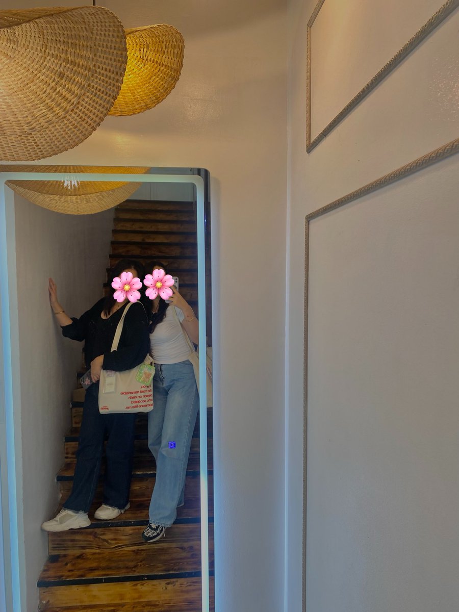 _snghnpark's tweet photo. happiest birthday, my loveee💞✨🧚‍♀️ see uuu!😘 https://t.co/mp9C481nKN