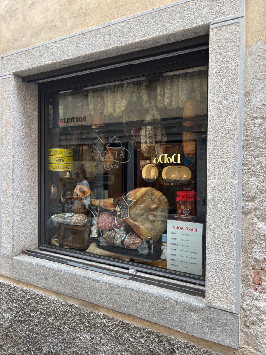 JulianP_Diaz's tweet photo. Mandi, Udine! #deliciousness in Friuli https://t.co/pWSOIA1wSf