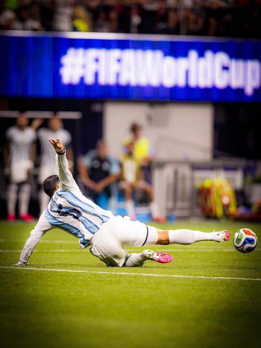 Pibebostero___'s tweet photo. No puedo, mañana juega él https://t.co/xrnIU6dgWd
