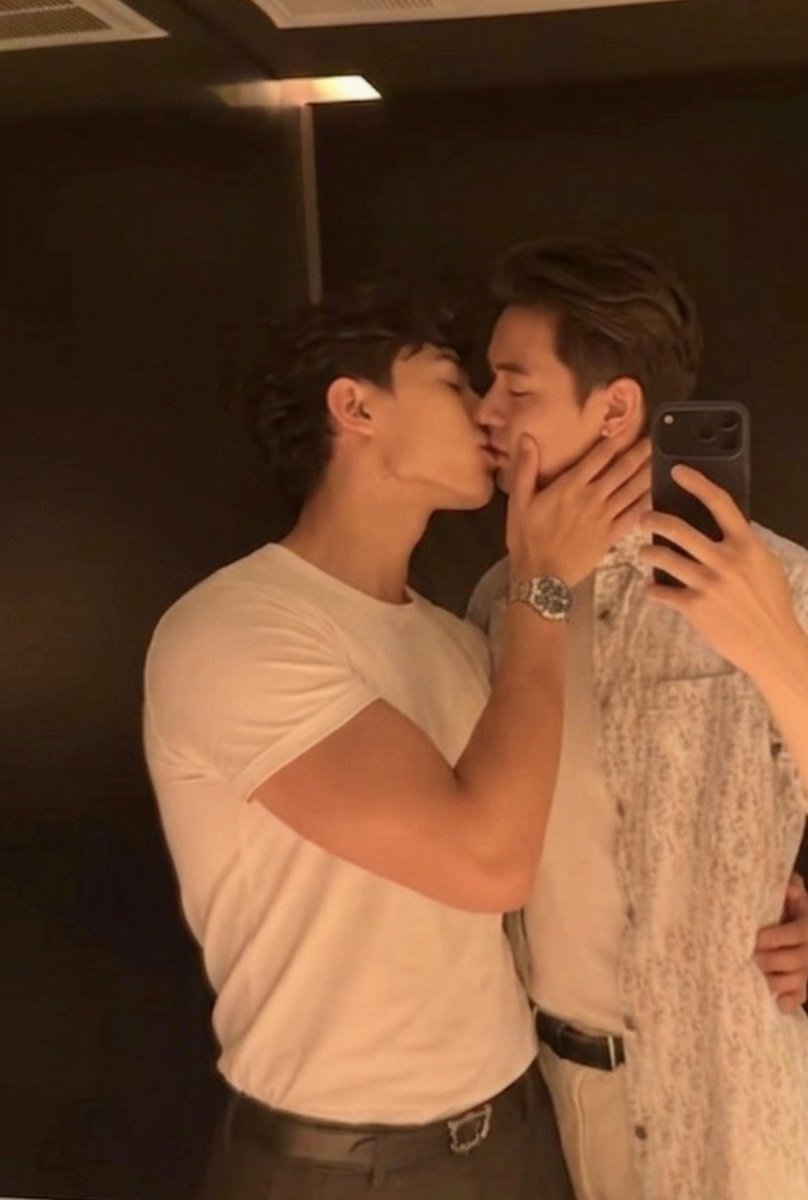 SavageLovexx123's tweet photo. Đẹp đôi xỉu 🤭🤭🤭 https://t.co/VVJss2nyOm
