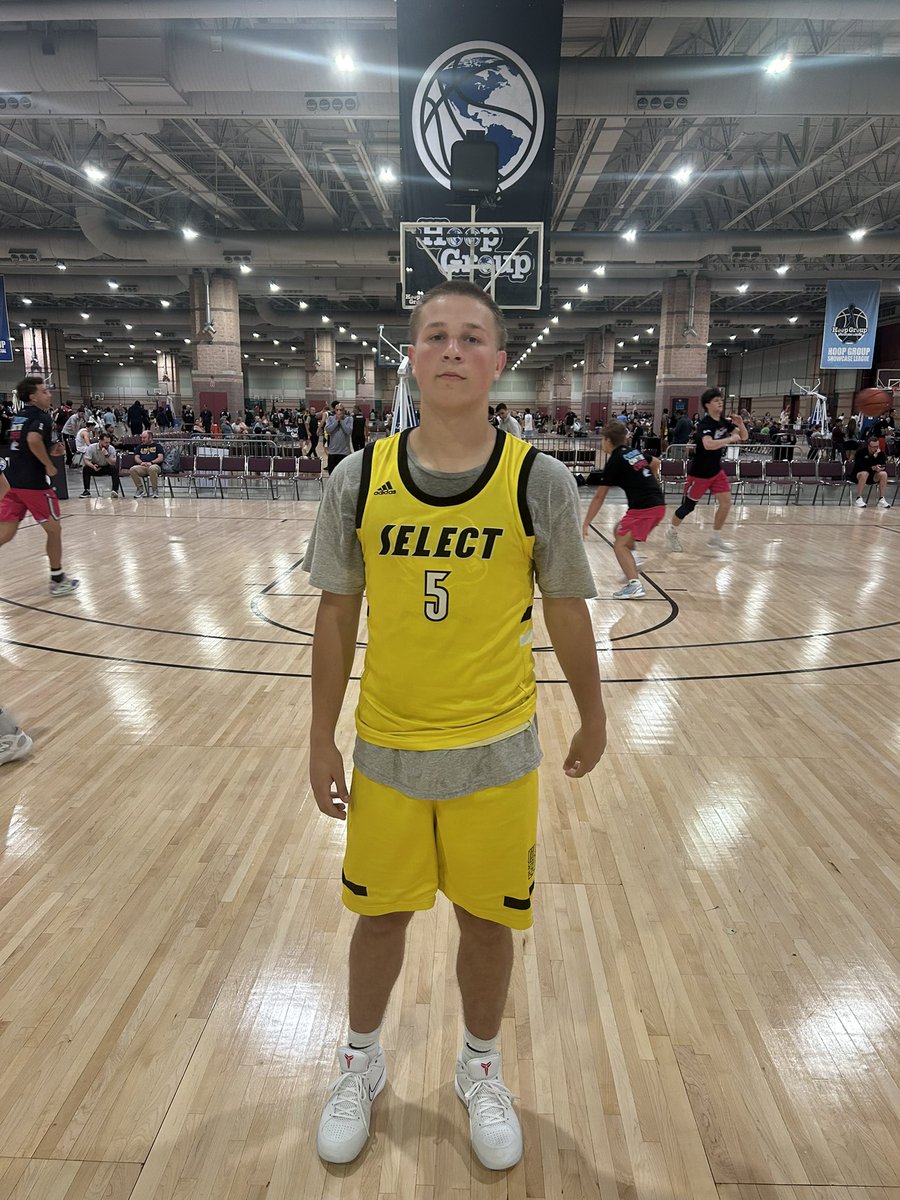 HoopGroupEamonn's tweet photo. Jack Stoessel, Angelo Conti &amp; Liam Avon were big time contributors for Team Wildcat in a win this morning

Stoessel is a true PG who can shoot it and controls the game. 

Avon can stretch it out to 3 as a forward. 

Conti did all the little things at an elite level

@TeamWildcat_ https://t.co/z7cD9z5OBu