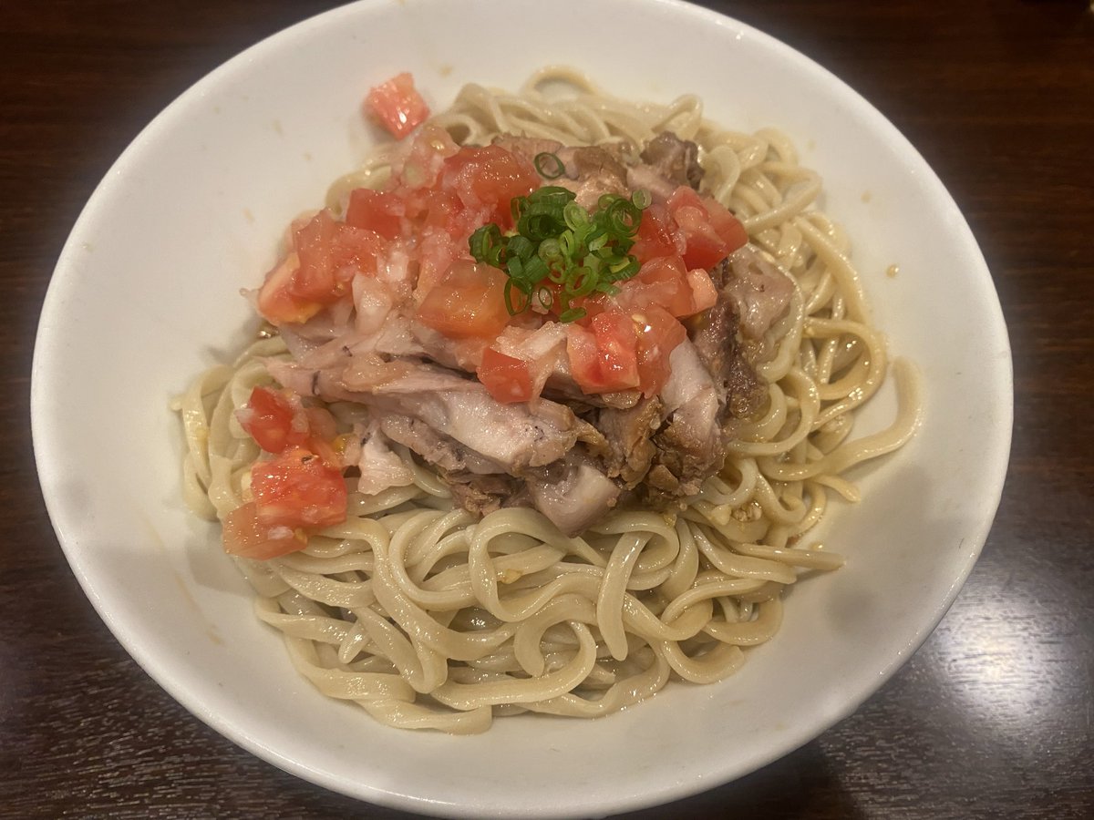 y____1223's tweet photo. みさにおすすめのラーメンこれね https://t.co/aSmo8R43JG