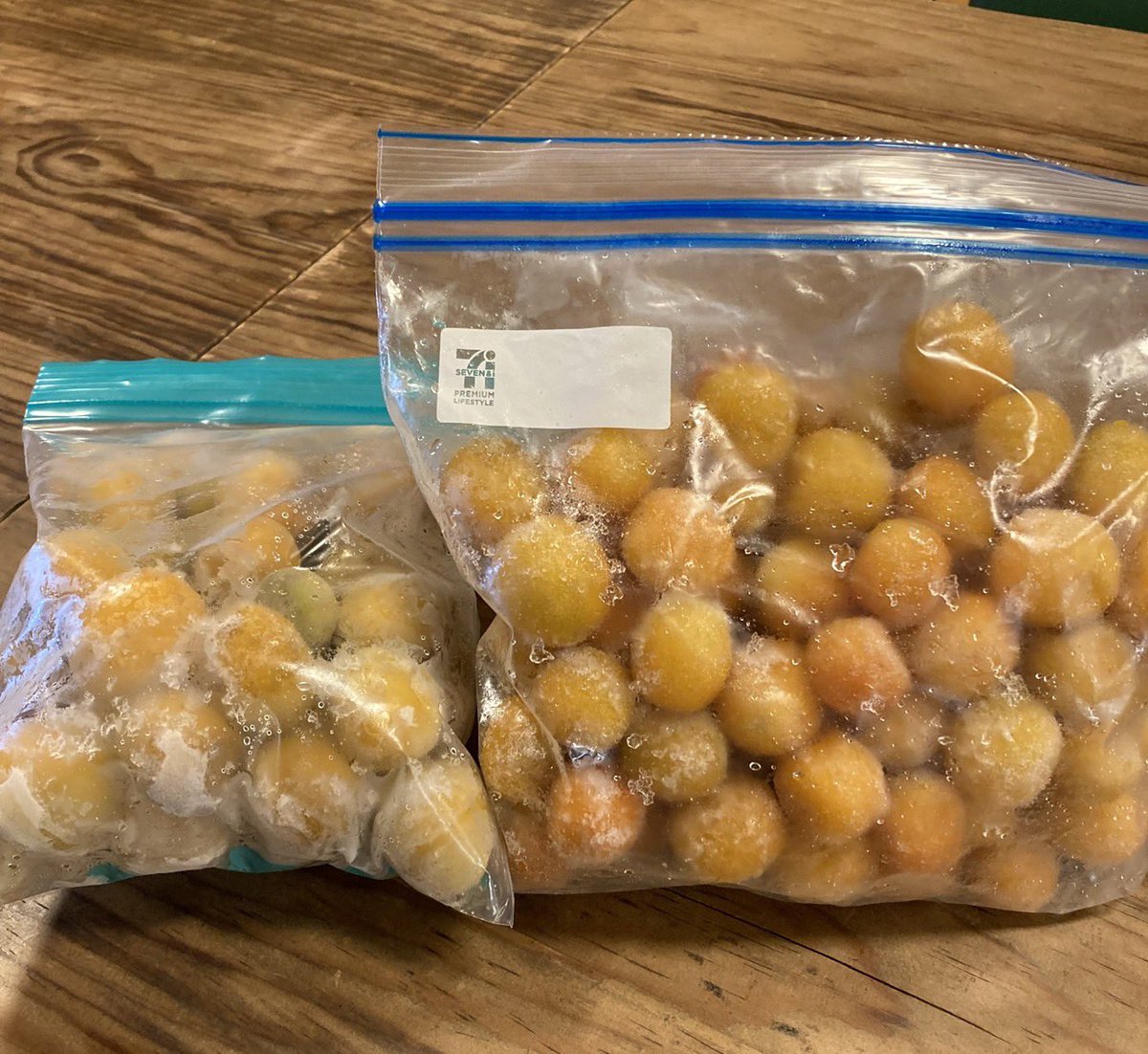 yottokuryasu's tweet photo. ７月11日(土)のミニバザーの日に梅と金柑を販売しまーす❣️
毎年大人気です♪
数に限りがありますのでお早めに来て下さいね！
#よっとーくりゃす
#バザー
#東寺
#京都 https://t.co/UEADji7hH3