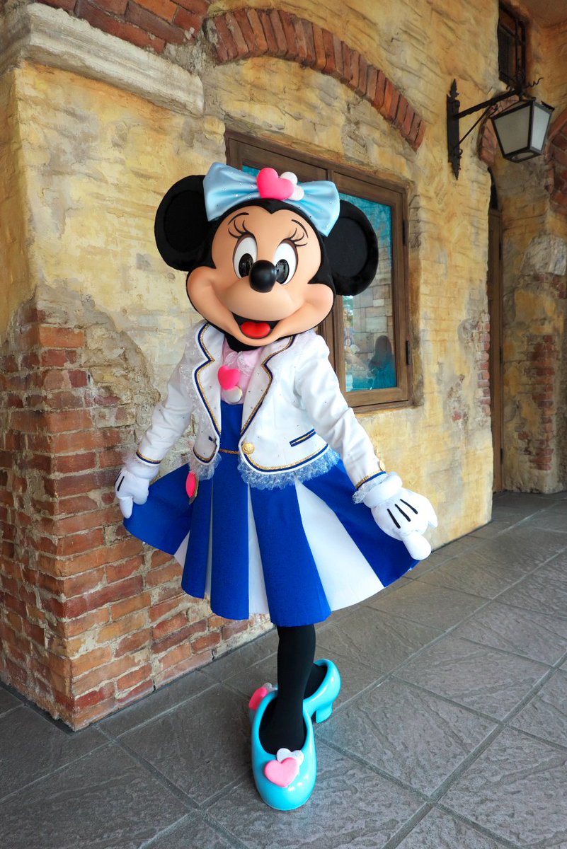 WAO2010's tweet photo. ロマンスちゃんのスカート持ち、
シーに来るの久しぶりだったから
会えてすごいうれしい！ https://t.co/GuYi4ZzceW