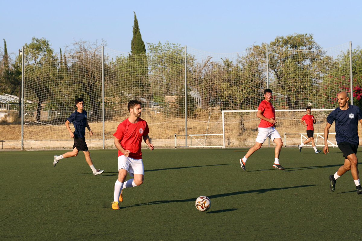 icaib's tweet photo. ⚽️ Contundente victoria periodística en el XIII Partido de fútbol por la justicia gratuita |
La decimotercera edición del Partido de Fútbol por la Justicia gratuita acabó con un implacable 5-2 en favor de los periodistas. https://t.co/U5hsQSQOcq
