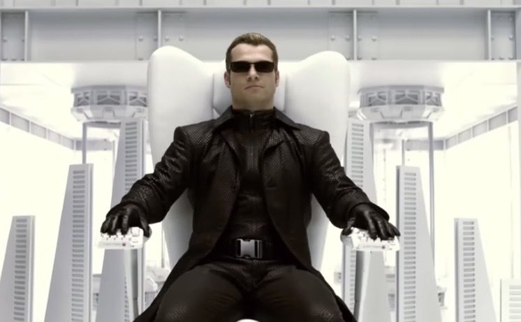 T-1000 tweet media