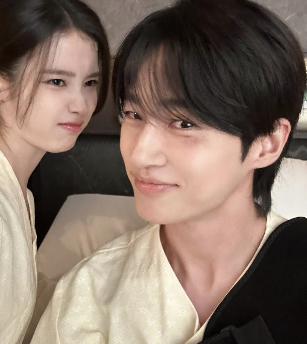 ofcyouandme's tweet photo. lately miss my #wanseong so bad😣🫶🏻

#PerfectCrown #ByeonWooSeok #IU https://t.co/RnX1fjayhG