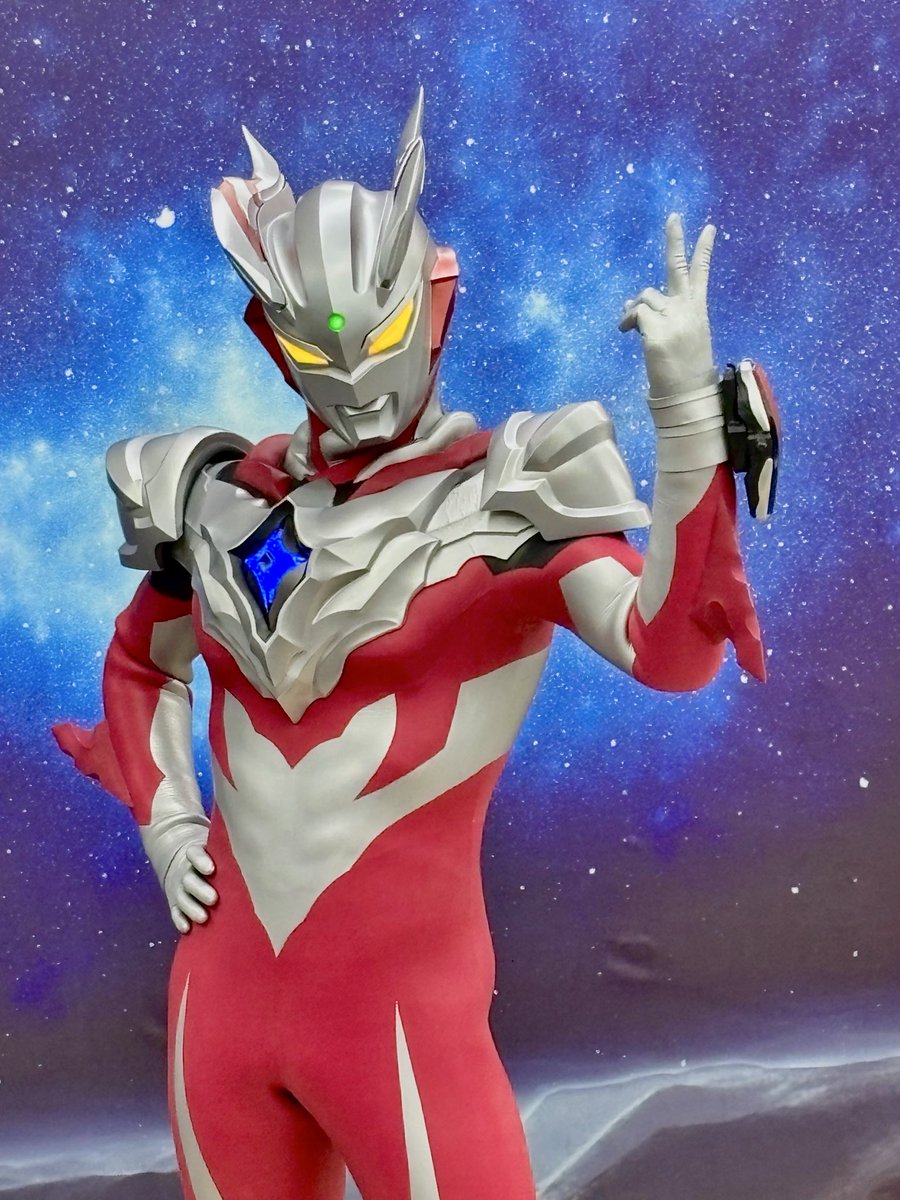 nob_R's tweet photo. さすがにウルトラマンの日なので、コスモライズ師匠。
先日お会いした時はなかなか肩がお怒りでらっしゃった(肩前後逆じゃね？)のでニコイチで盛りました。雰囲気良しとする。余った顔は来週のアクションフィギュアに移植しよう。
#ウルトラマン https://t.co/q9HI0FjZ0d