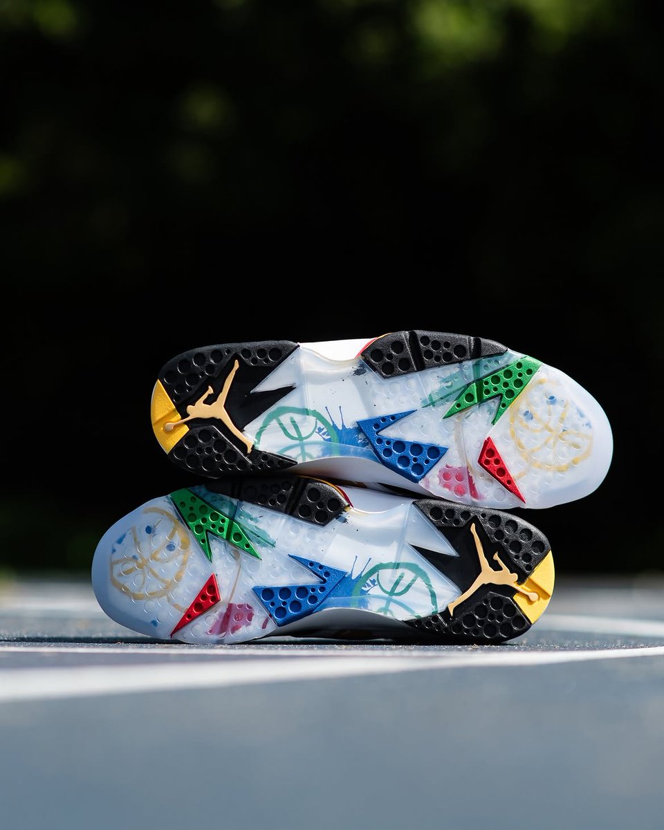 JustFreshKicks's tweet photo. WHO COPPED? 🎨 https://t.co/ALYrUtt0gQ