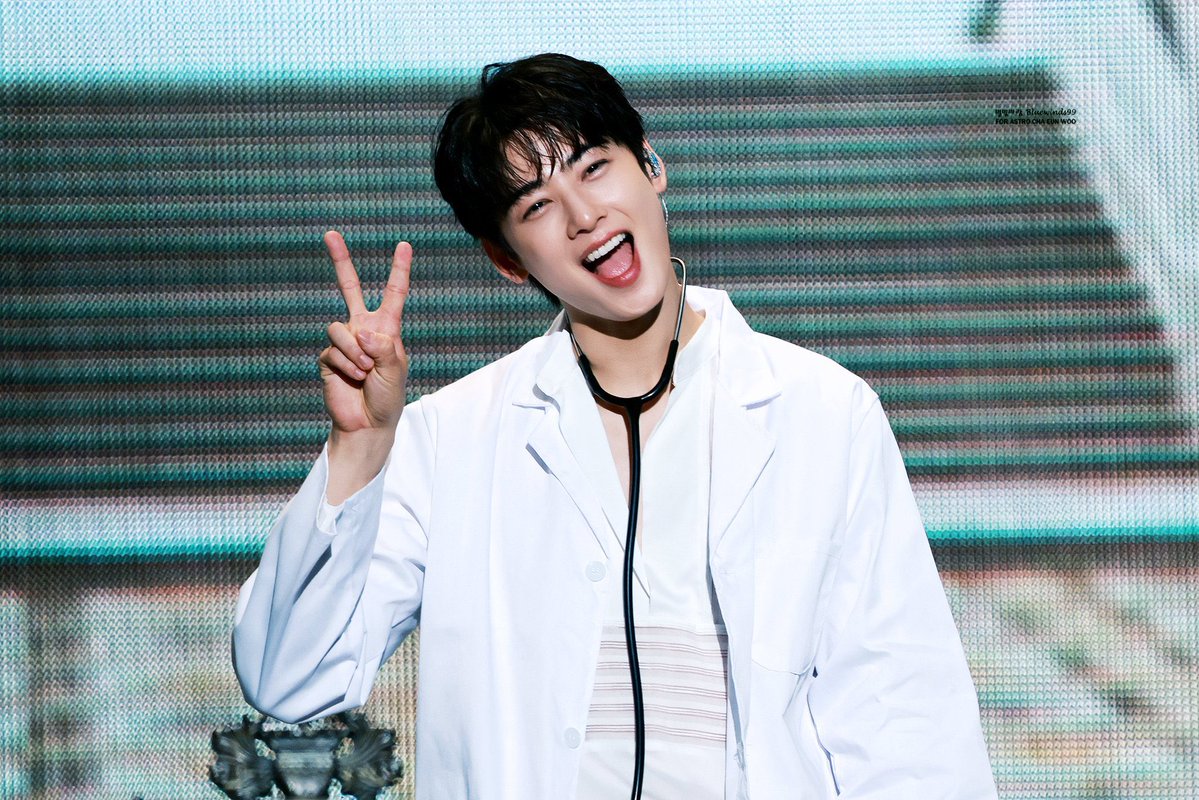 KT_CEW's tweet photo. 💜💜คิดถึงที่สุด💜💜 https://t.co/6sBaM8cVUN