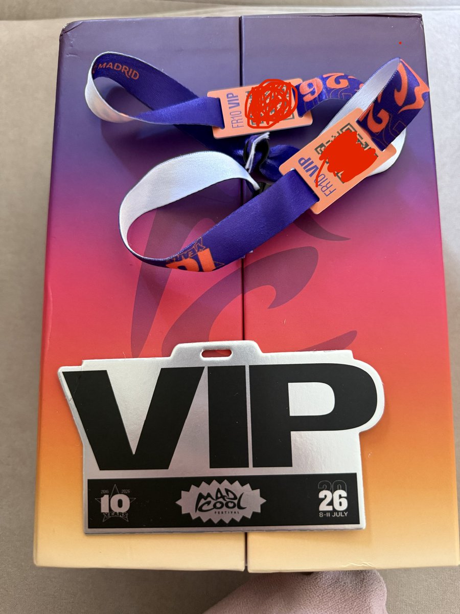 libbelulax's tweet photo. Se venden 2 Entradas VIP del Madcool para hoy Viernes, por 145€ cada una (precio original 160€) 

Entrega en mano.

Se venden por no poder asistir.

#MadCool2026 #TwentyOnePilots #MadCool #Tickets https://t.co/EJbevVaBud