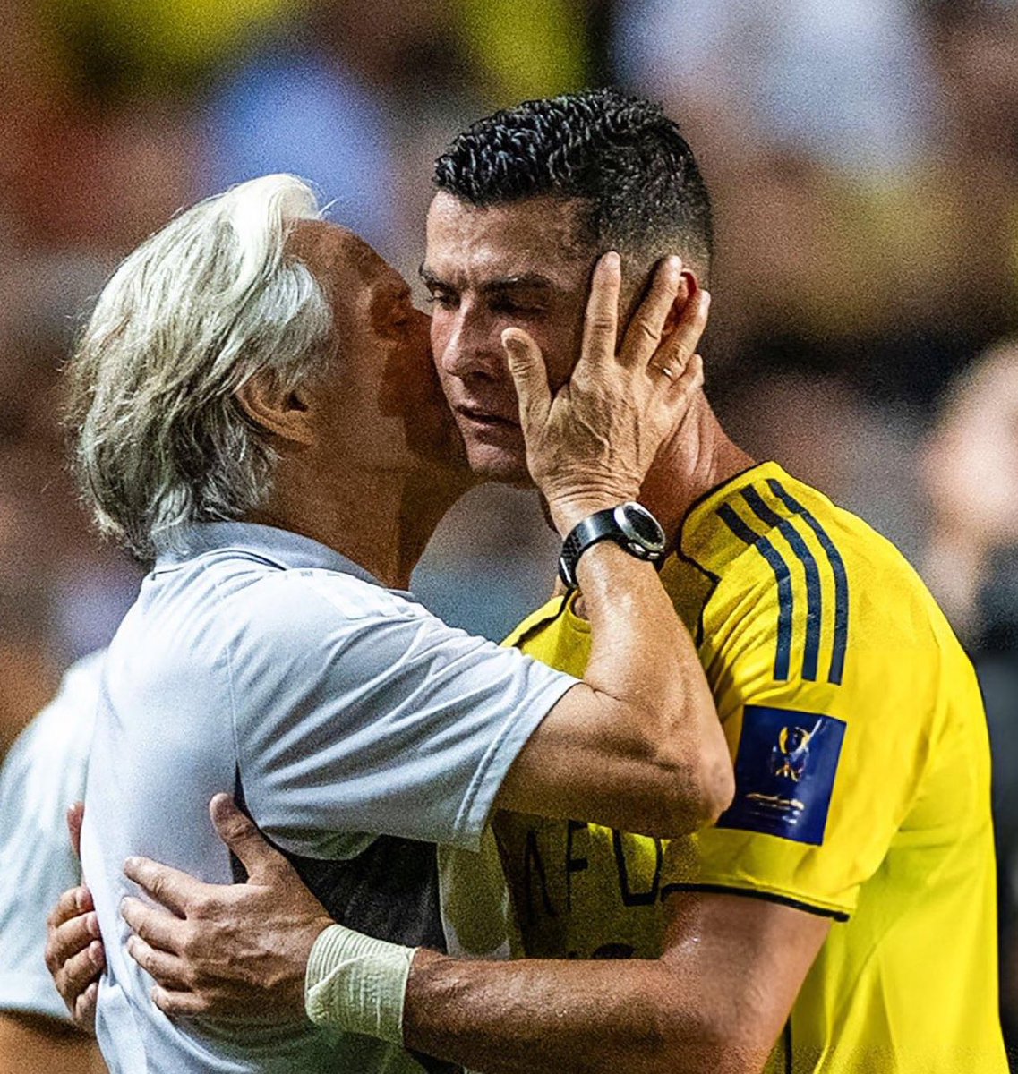 NoodleHairCR7's tweet photo. Jorge Jesus: "Only Cristiano can decide when he wants to retire from the National team." https://t.co/XeFBeGWOey