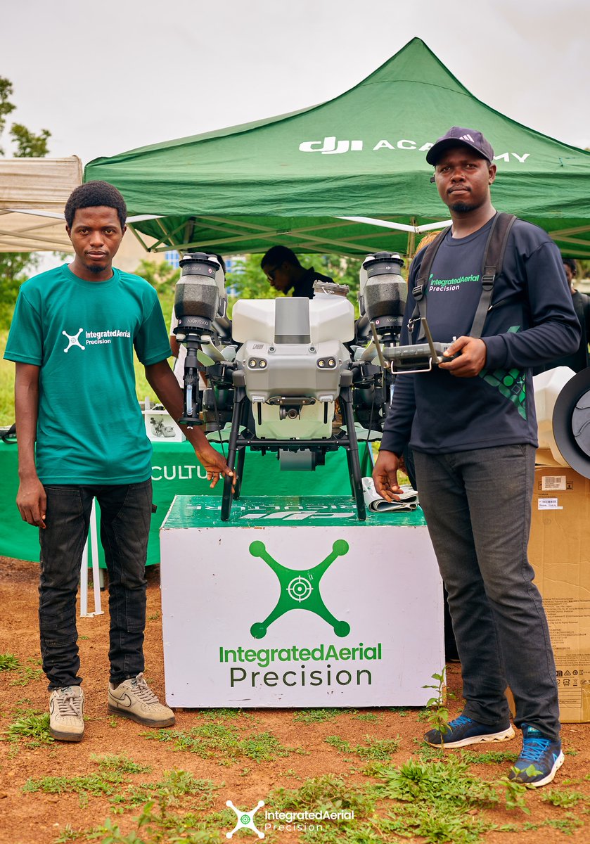 IAPrecisionHQ's tweet photo. The future of farming took flight at the OOU Ayetoro Campus this past Tuesday! 🚁🌾

Massive thanks to the commercial farmers, tech leads, and delegates who joined us and @DJIAgriculture to see our heavy-payload platforms execute live field tracks. We are officially moving from promise to proof! 🦾⚡

📸 Event coverage by our media partner: @ezealmodels

#AgTech #PrecisionAg #IAPrecision #SmartFarming