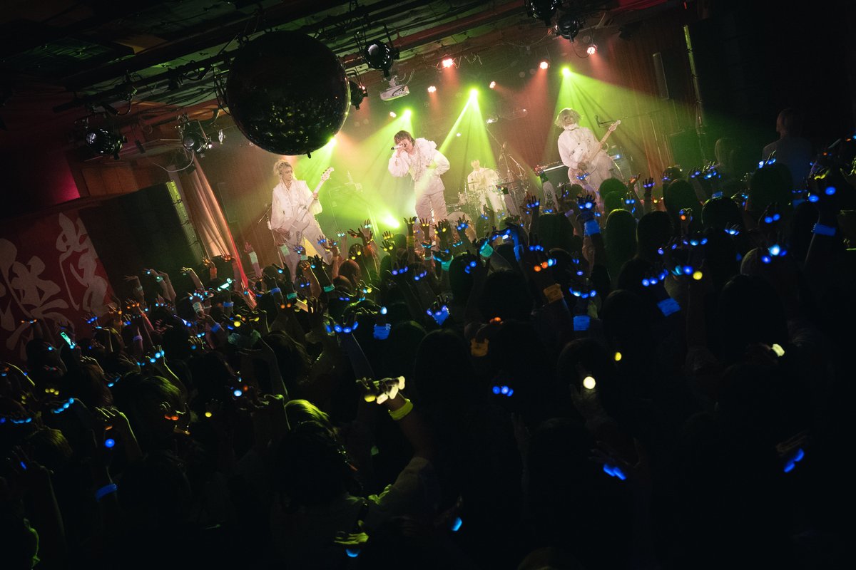 official_unite's tweet photo. ||◤　LIVE THX　◢||

UNiTE. 2026 SUMMER ONEMAN LIVE TOUR 「KICK THE SiXTEEN」

ツアー初日！渋谷音楽堂！
ありがとうございました！！

次回の東京公演は
ファイナル9/19〜20
「五反田BLAZE」になります。
よろしくお願いします！

そして明日はリリイベです！ぜひ！

#ユナイト
#KT16 

------
本日の配信チケット
¥1,500(税込)https://t.co/6MYqE3iapU
※アーカイブ7/17(金)23:59まで
------

▼ 次回のライブ▼
〓〓〓〓〓〓〓
UNiTE. 2026 SUMMER ONEMAN LIVE TOUR 
「KICK THE SiXTEEN」
〓〓〓〓〓〓〓

【会場】 静岡 UMBER〈1日目〉
【日程】 7月17日(金) 
【時間】 OPEN 18:00 / START 18:30
【衣装】 「ice -153-」MV衣装

【会場】 静岡 UMBER〈2日目〉
【日程】 7月18日(土) 
【時間】 OPEN 16:30 / START 17:00
【衣装】 「selection」 MV衣装

【チケット】
・前売 ¥5,000(税込) https://t.co/d9qLyb73Wa
・配信 ¥1,500(税込) https://t.co/6MYqE3iapU

※18歳以下は無料チケットあり！
〓〓〓〓〓〓〓〓〓
------------
▪️3rd Best Album「HOPES #3」
CD販売中https://t.co/gTth9TP9qR
配信 7/15(水)より配信開始
------------
▪️「KICK THE SiXTEEN」
〈ツアーファイナル〉
9/19(土)&9/20(日)五反田BLAZE
チケット発売中https://t.co/CaCghKkc1V
------------
▪️AUTUMN ONEMAN LIVE TOUR
「SPIRITUAL CRYSTAL」
チケット先行受付中
［FC 先行］https://t.co/RZvxuMJmAt
［オフィシャル先行］https://t.co/CZknq93awN
------------
▪️EVENT TOUR 2026「SPEEDY WONDER」
w) ダウト / vistlip / 零[Hz] / XANVALA
チケット先行発売中https://t.co/FK4G2uGlno
------------