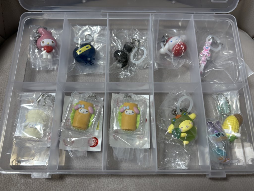 js03goods's tweet photo. サンリオキャラクターズ ガチャガチャ
なりきりお惣菜マスコット チャーム 交換

譲：画像①
シナモン・マイメロ ・ござるっち・
※ポムポムプリン・プリキュア 

求：画像②
ヨッシー❤️💙🩵
けろけろパーティ
おみみ

7/11 16時梅田にて交換
※は同種のみ対応可能
お気軽にお声掛けください🙇 https://t.co/J46UJ0URPB