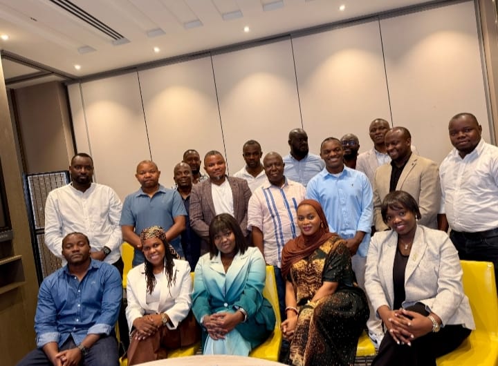 plu_uae's tweet photo. PLU UAE CHAPTER is joining forces with the association of Ugandans in UAE (AUU) on preparation of the 10th Uganda -UAE convention 2026. This is expected to be the best convention ever. you're all invited to attend on 14th &amp; 15 November 2026 https://t.co/uViAVfJu00