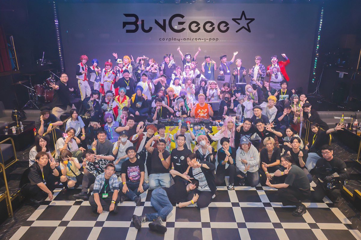 momiji_momijiA's tweet photo. #BunGeee☆ 17周年おめでとう&amp;ありがとう🎊✨
梅田ピカデリー！ビッグパーティ！最高！
もみじはいつの間にメインフロアのトリDJなんてやる奴になったんだ…
信頼に応えるようとBunGeee☆の「☆」をコンセプトにプレイしてみたけど、予想以上に良い感じに締めくくれてにんまりでした🌟思い出に残る1日 https://t.co/GWlw7Khz4v