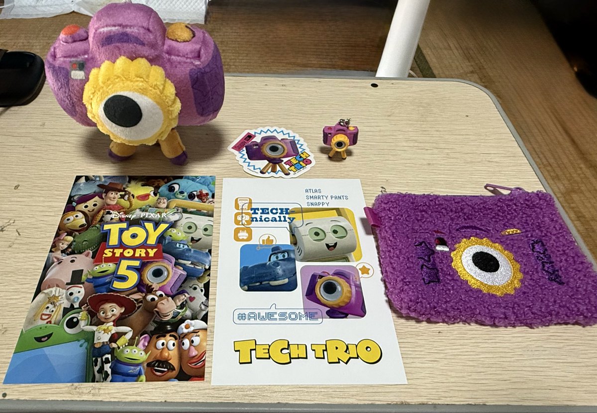 endousakura103's tweet photo. トイストーリーの1番くじ5回引いて1番欲しかったスナッピのフィギュア出たー☺️2枚目は今までゲットした物です https://t.co/5YUZFGV5WX