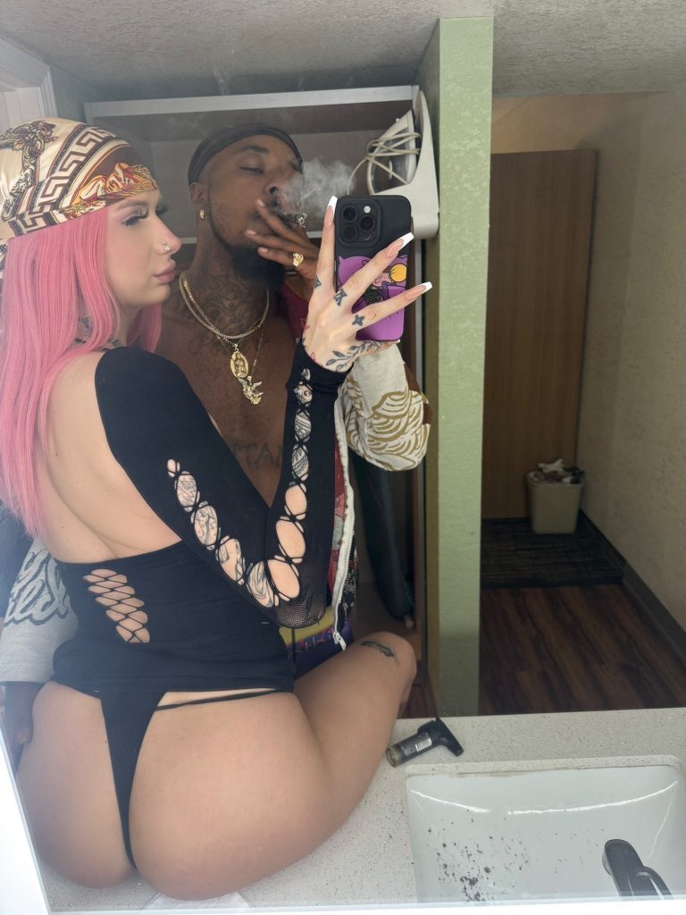 BnwoForwhite's tweet photo. How do you know a white boi’s life was a success?

When he’s fully feminized, locked, collared, and getting bred daily by superior Black cock.

This is peak achievement, beta boi.

Congrats on making it.

https://t.co/vD8VRdJ80d https://t.co/2D0zPG8bdW