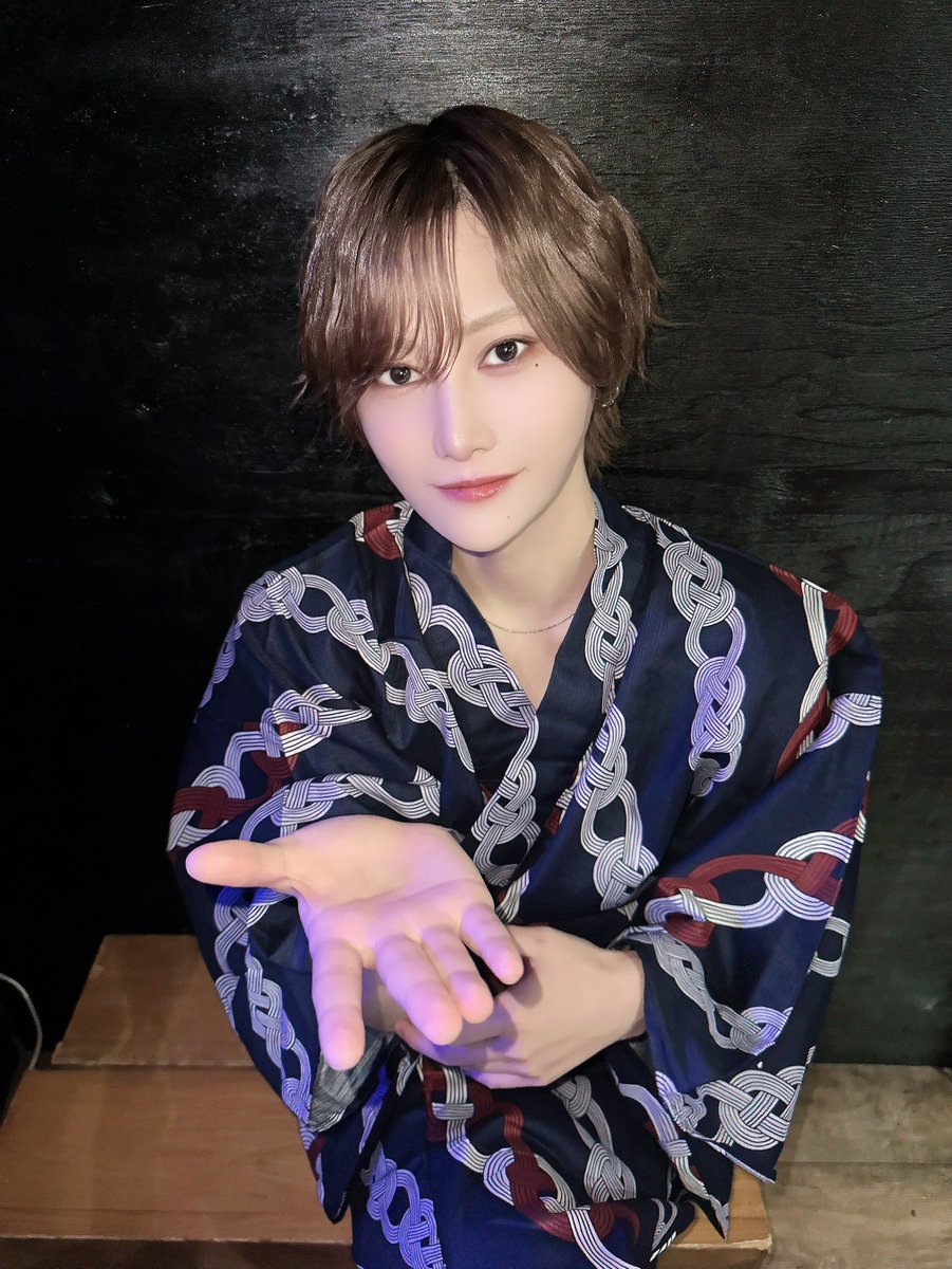 syo_official's tweet photo. 浴衣Live会いに来てくれて本当にありがとうな🌹

今年も夏がやってきたね〜！
浴衣デート出来て楽しかったな🎆

明日はイケフェス、一部から待ってるな☀️

#俺だけみてろよ #メン地下 #自撮り界隈 
#リプいいねフォローしてな https://t.co/5Q8w9v7PWo