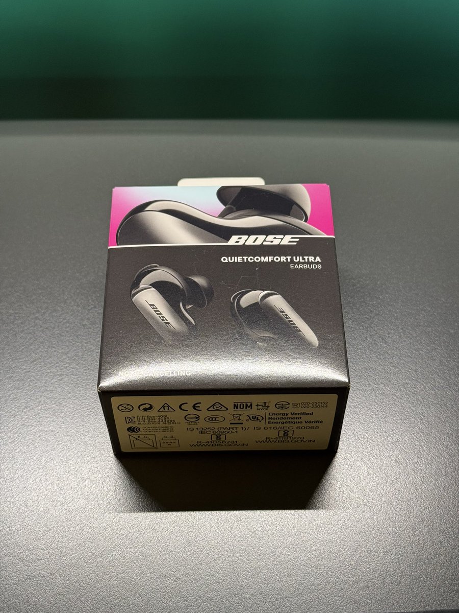 hyo666's tweet photo. Bose QuietComfort Ultra Buds 2nd購入！
ヤバいくらい低音出るし、ノイキャンもめっちゃ強い！
いい買い物した！　これでBluetooth系は全てBoseで揃った！ https://t.co/CNqWVbBmUg