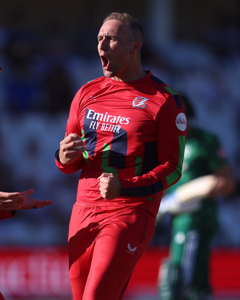 lancscricket's tweet photo. It's almost time.
Your match preview for tonight's #WarOfTheRoses clash with Yorkshire at Emirates Old Trafford with everything you need to know before the first ball.
โก #StrikeTogether