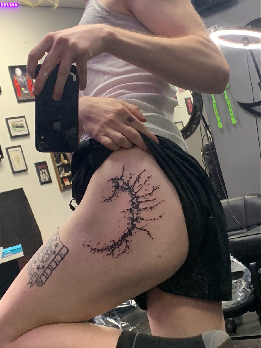 cannibalgrrrl's tweet photo. “i have slain the body i was born into, and cast it away” -Ranni the Witch https://t.co/D4eln7Rx8L