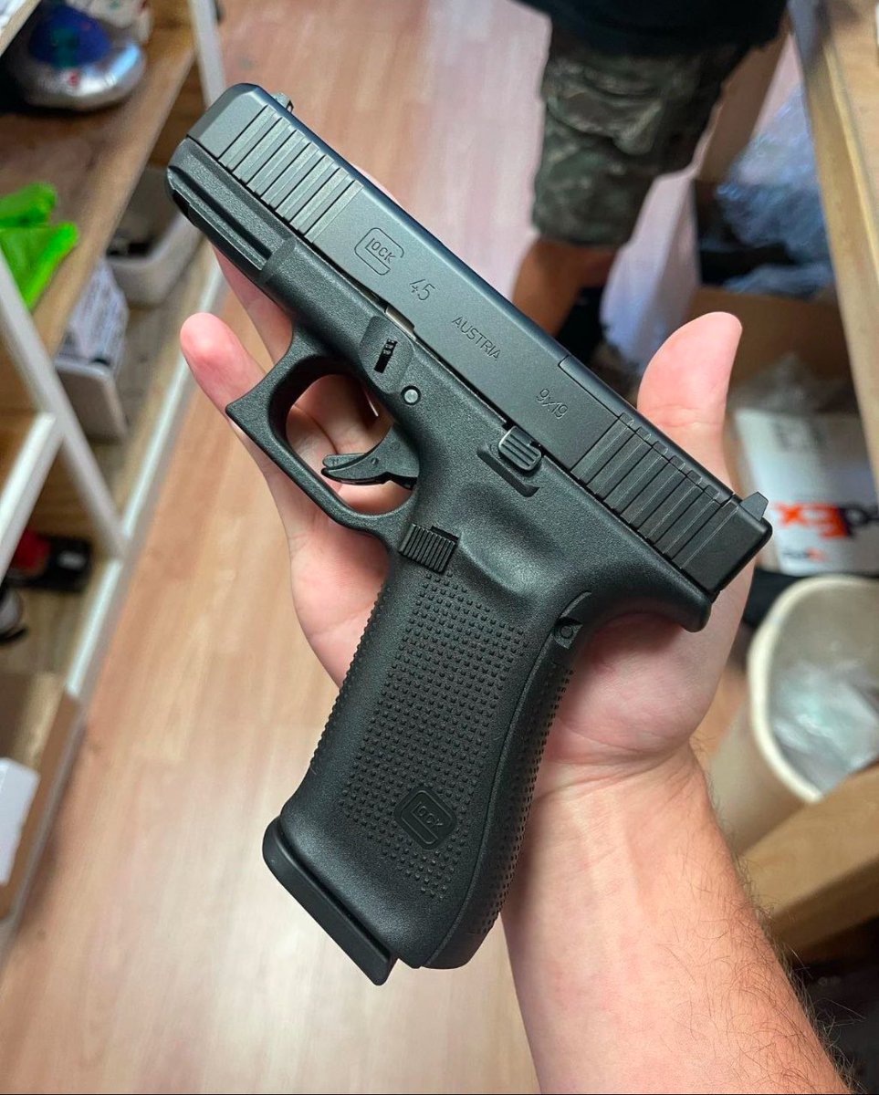 TopQualityPoles's tweet photo. ✅️ #glock #arp #Gun #gunplug #fyp #weed #WeedLovers #telegram #signal #tappin #motion #shop #delivery #UPS #firearm #viral #weedsmokers #weedcommunity #za #hmu #gore https://t.co/DvO5vYI6UP