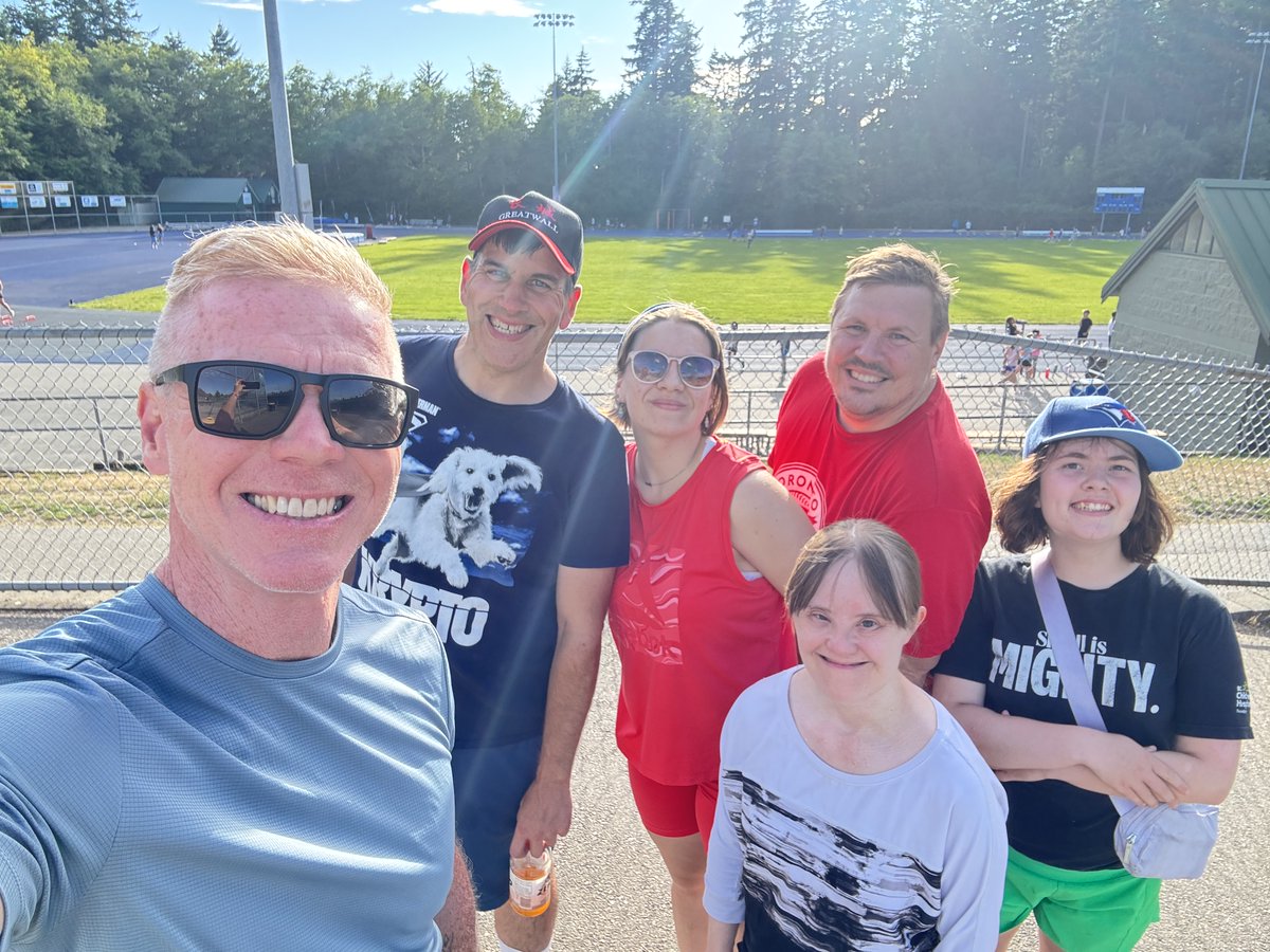 daleq2075's tweet photo. A beautiful night for our C1st @SpecialOBC Summer Walk program. I added some sprints and push-ups but all the athletes embraced the workout. Every Thursday night for the summer I get to hang out with these fun folks. @BCLETR #fitness #SOBC #C1st #copwhocares https://t.co/zS5oVmZcUZ