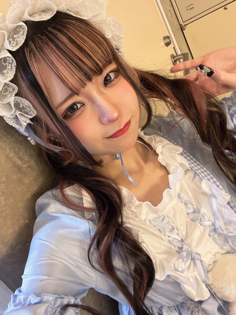 monta__pi's tweet photo. 隣街のプリンセス再び…👑

7.14 の特典会は[水色ロリータ衣装]着用になります😉

平日なのだけどたっくさんお姫扱いして欲しいな💭
もんちゃんの王子様になってくれる？

 #ムンラビ https://t.co/RWd8K851QS