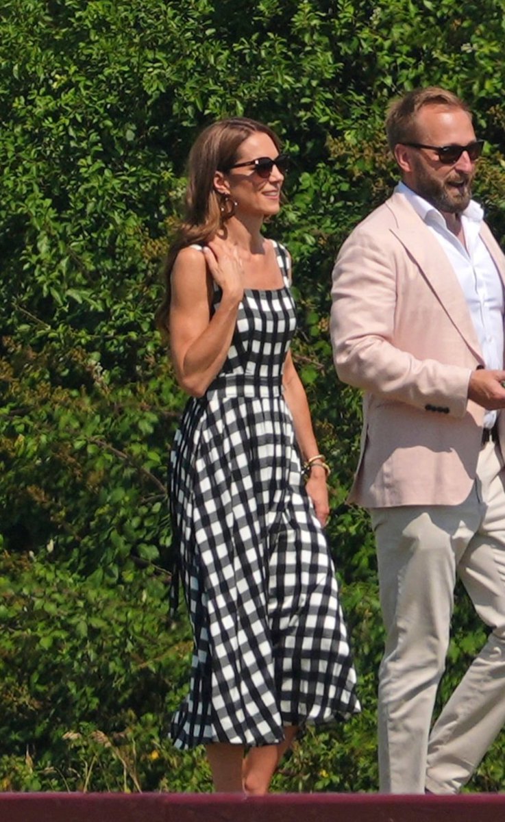 Canellelabelle's tweet photo. Ah isn't she lovely?🤩
   The Princess of Wales has arrived at the 2026 polo charity cup in Windsor to support Prince William who is playing to raise money for some key causes.
     I love the black and white sleeveless Bigham dress and the sleek hairstyle🔥
She looks gorgeously toned, tanned and ready to distract her husband..err I mean support him🤭
#PrincessofWales
