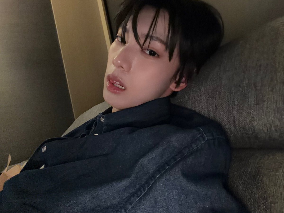 5liyu1's tweet photo. 이만큼미치고싶다 https://t.co/ElwMHamoEm