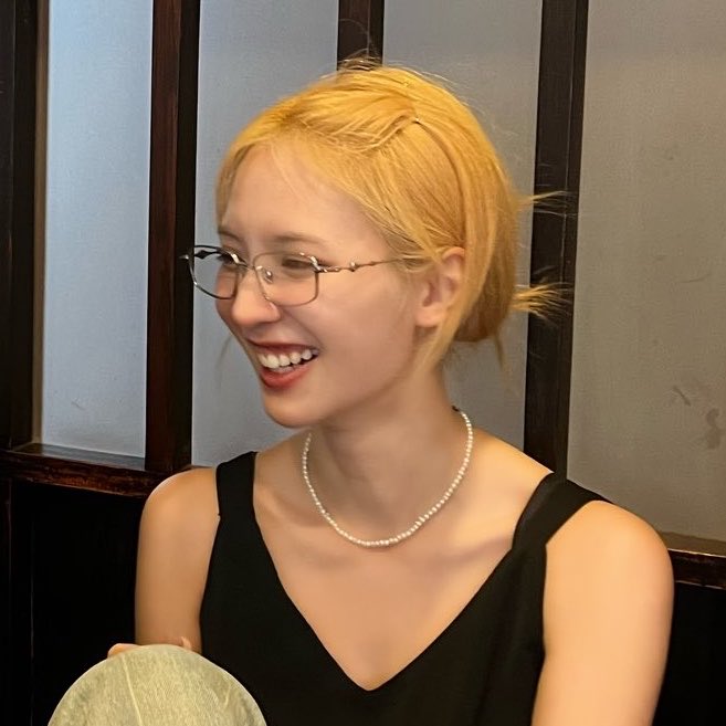 janxjingjing's tweet photo. janjingjing 🤝 jiminjeong 😭😭😭 https://t.co/bHXfkzUygI
