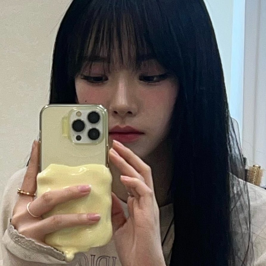 janxjingjing's tweet photo. janjingjing 🤝 jiminjeong 😭😭😭 https://t.co/bHXfkzUygI