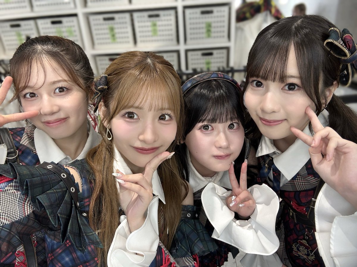 yuki_hirata0903's tweet photo. #ここからだ公演
ありがとうございました！
新ポジでした！3ポジ目！！
そして初めてLollipopしました🍭
いつもと全然違う景色で
不安もあったけど達成感！！！
明日も2公演よろしくお願いします✊🏻 https://t.co/2WWeDWIqvW