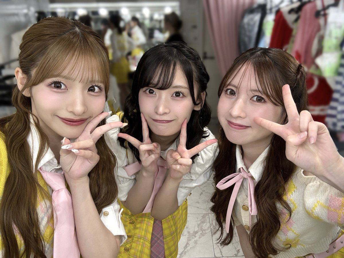 yuki_hirata0903's tweet photo. #ここからだ公演
ありがとうございました！
新ポジでした！3ポジ目！！
そして初めてLollipopしました🍭
いつもと全然違う景色で
不安もあったけど達成感！！！
明日も2公演よろしくお願いします✊🏻 https://t.co/2WWeDWIqvW