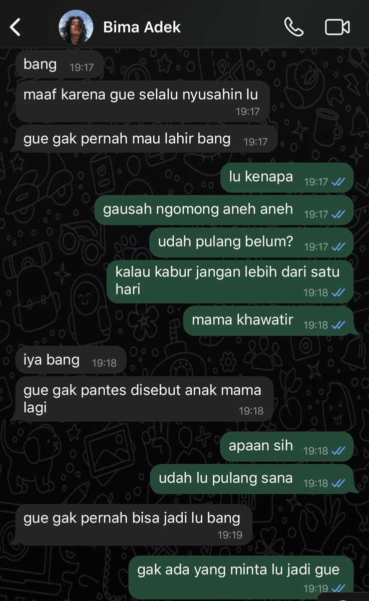 luoanzheng's tweet photo. —  tarot : bagian satu 

a mikazuki arion &amp; bima bayusena  sibling fanfiction

; #storyon #bimantologi #eosfic #pandavvrites https://t.co/5v533YZM1r