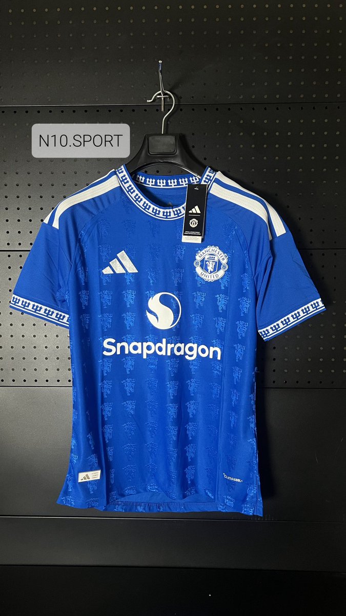 N10sportsa's tweet photo. 🚨🚨🚨| سحب على تيشيرت من اختيارك 👕🤩 : 

شروط المسابقة فقط :
- تابع : @N10sportsa
- رتويت : لـ هذه التغريدة 🔁

السحب بعد 3 ايام  ❤️ https://t.co/cPIaqpsK9Q