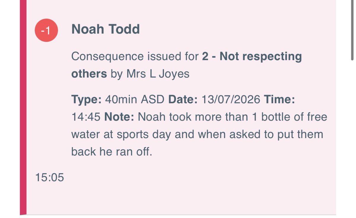 21luckyforsome's tweet photo. Noah’s school excelled themselves this week - 40 minute detention for taking 2 FREE bottles of water during sports day in 34 degree heat 😂😂😂 https://t.co/dHlZibc5Rf