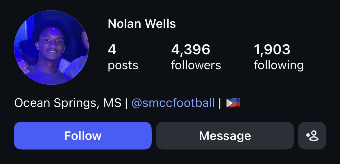 LGBTariQ's tweet photo. FBA yall know Nolan a tether right. Look at the flag in his bio. https://t.co/Le5887lTpi