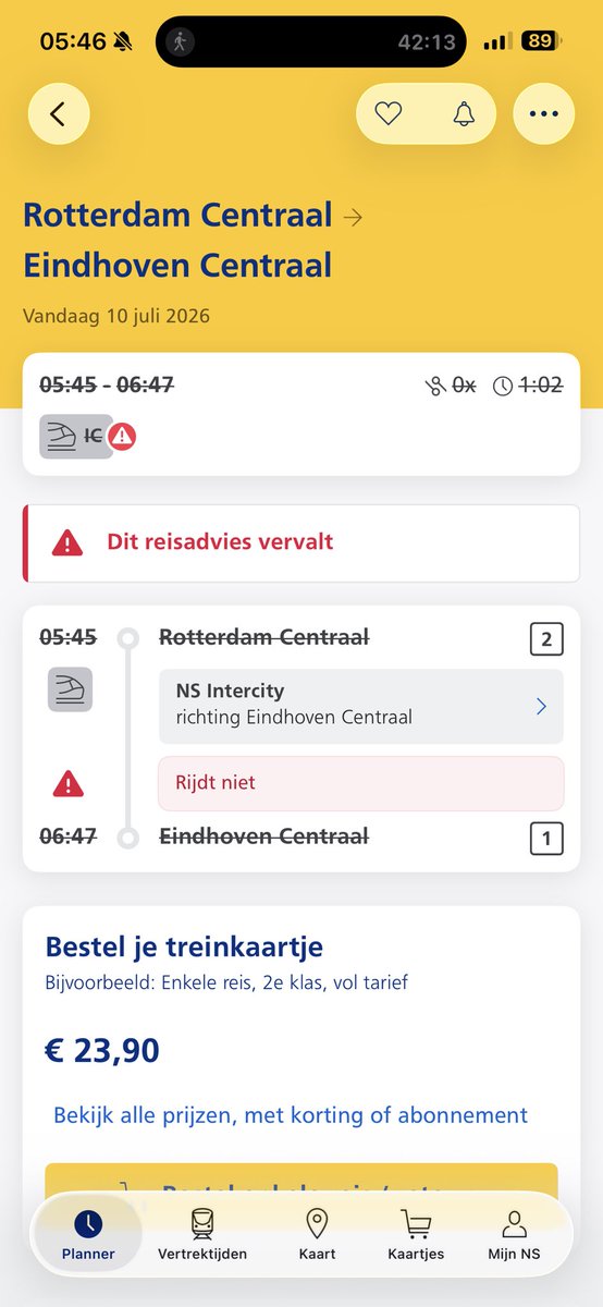 SplitBrainz's tweet photo. De grootste bagger organisatie van NL is met stipt de #NS. Ze hebben schijt aan hun veel betalende klanten. Last minute annuleringen zoals vanochtend en nu in een bomvolle trein, omdat de #NS er een logistieke bende van maakt. Het traject Den Haag-Rotterdam is een drama 🤬 https://t.co/2DM7sYK9H3