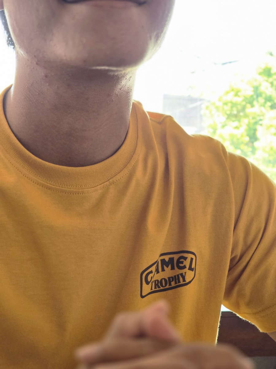 RajaDan05's tweet photo. Di beliin baju sama ayang @agustasoprano, lucu bgttt ada camel nya hehehe. Sukaaa bgt https://t.co/XMH6VaD8Kt