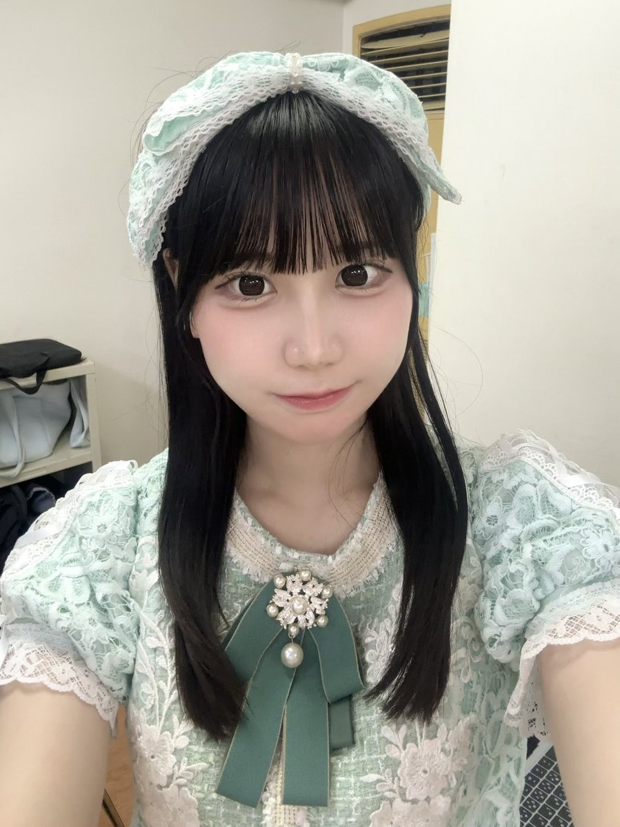 Kastella_nagomi's tweet photo. このリボンかわいいでしょ〜？🎀

アー写いっぱい見てね♡拡散してくれたら嬉しい〜♡✨ https://t.co/Iyx5tb0pzk