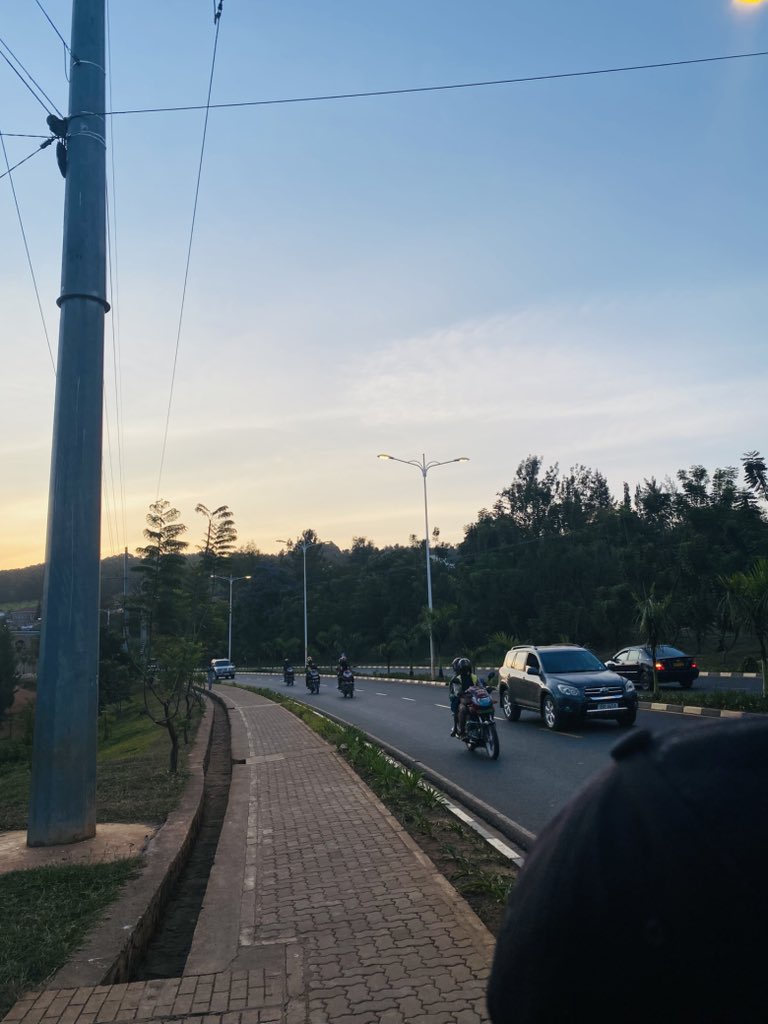 Steccy_250's tweet photo. Niba waratembereye uRwanda aha nihe? https://t.co/gu051PC5Oz
