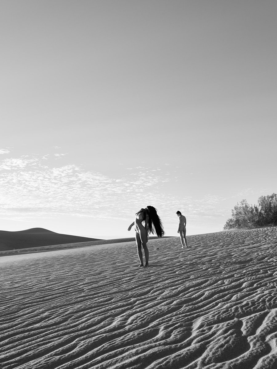 tashaform's tweet photo. The idea for this desert shoot has been with me since I finished my underwater series.

I think I wanted to create the opposite of it - water and dryness, depth and open space, something fluid next to something harsh.

I’ve always been drawn to contrast, probably because I’m full of it myself.

The desert felt like a natural next step.